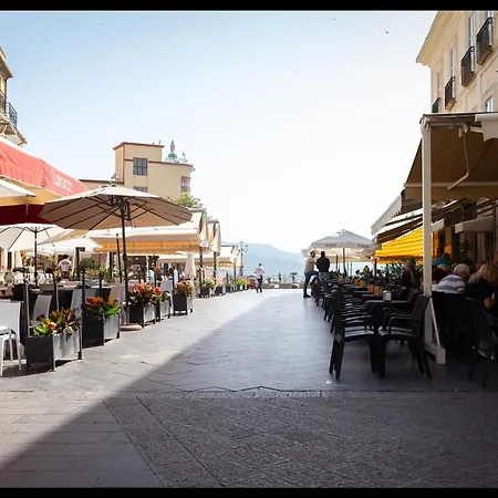 Gli Scacchi Apartments-queen-centro Storico 피조